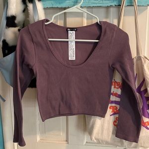 zara size m-l (fits sizes 4-8), purple ribbed long sleeve top